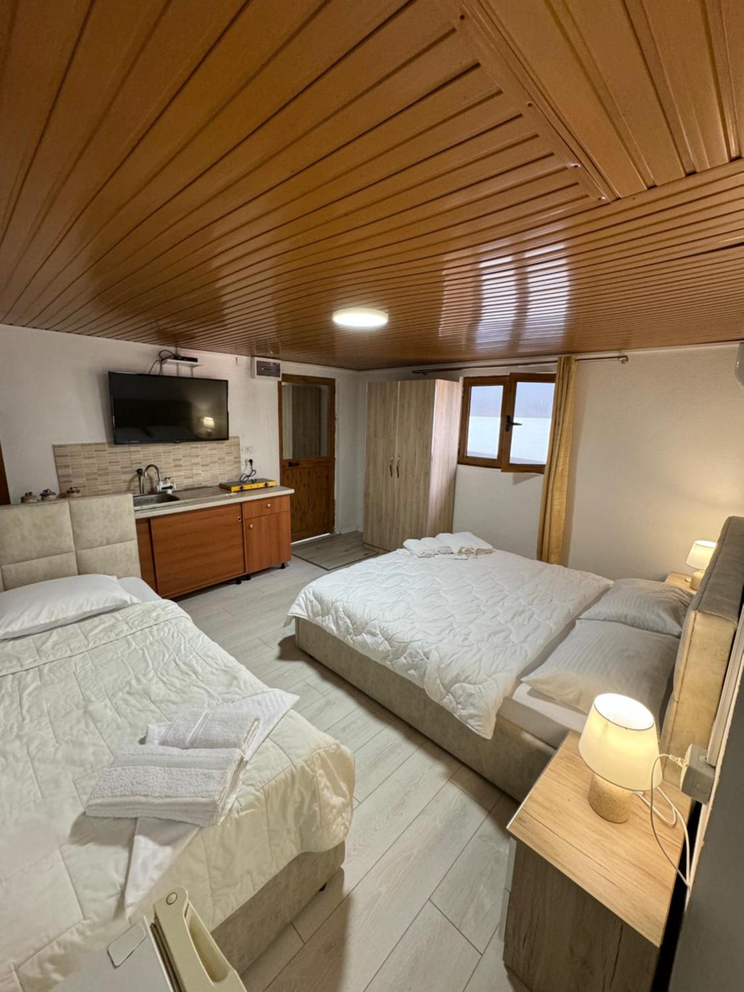 שקודר Lake Bliss Cabins מראה חיצוני תמונה